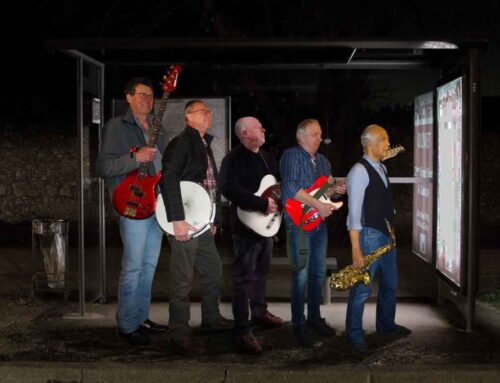 1 september | ‘At The Busstop’ speelt op het Peelpodium